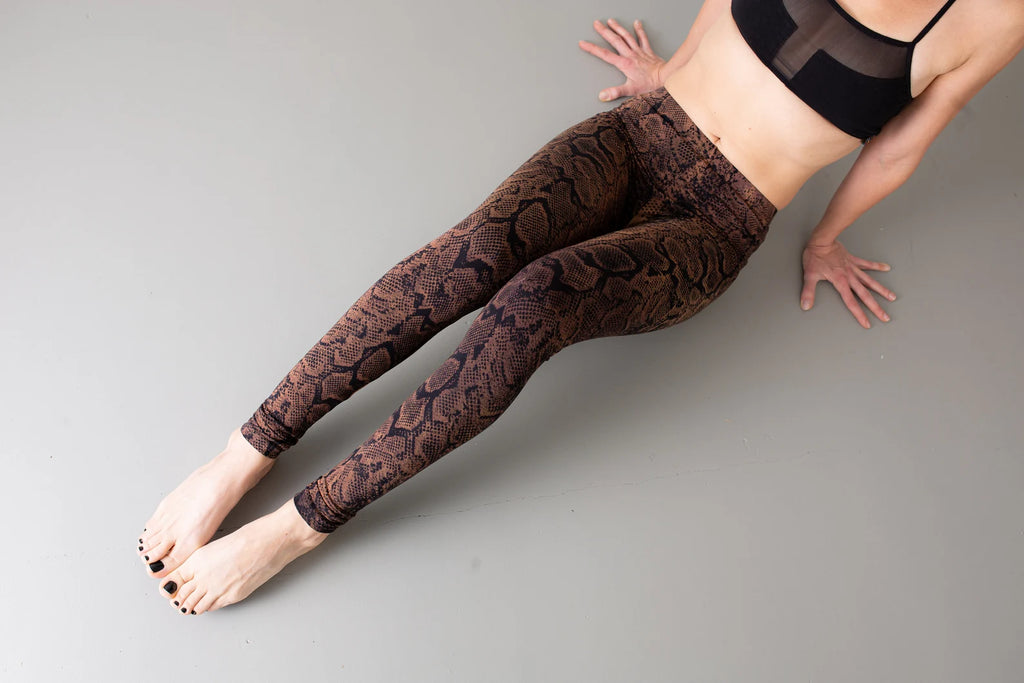 Snake Pattern Stretchy Leggings