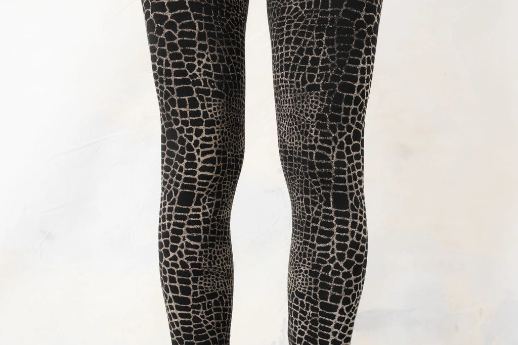 Aligator Pattern Stretchy Leggings
